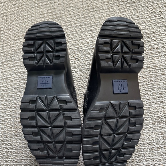 Cole Haan Black Men's Penny Loafers size 9 - Picture 2 of 6